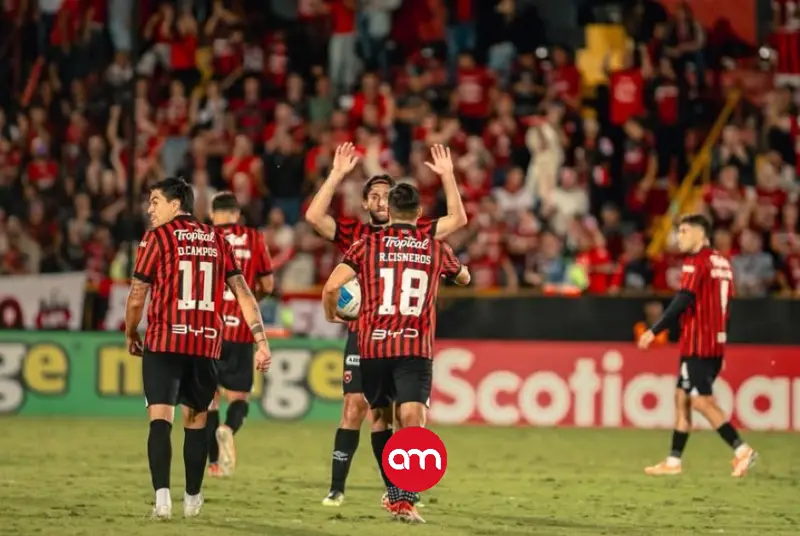 Alajuelense perdona dos penales y solo logra un empate ante Xelajú en la final de la Copa Centroamericana