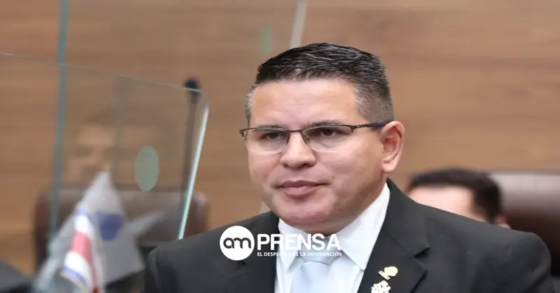 Fabricio Alvarado anuncia que Nueva República votará en contra de levantar el fuero de Rodrigo Chaves