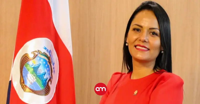 Exdiputada se inspira en Laura Fernández y denuncia acoso sexual de Fabricio Alvarado