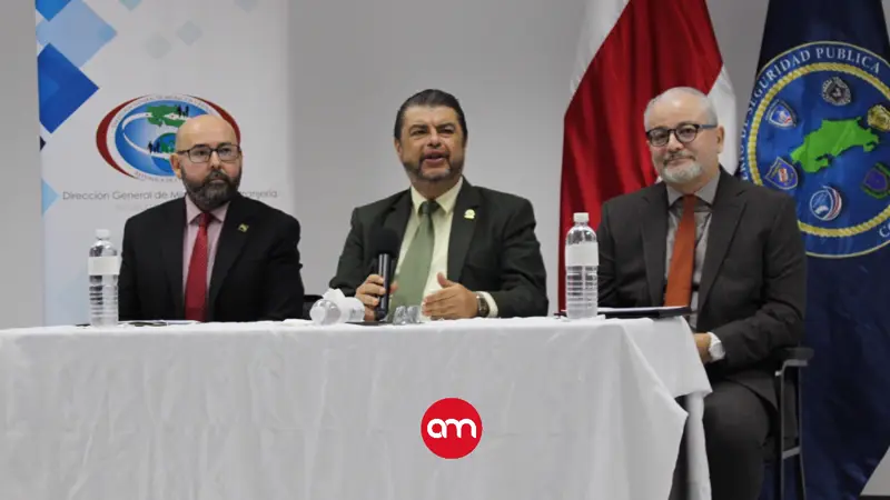 Adiós a las filas en Migración: extranjeros podrán entregar documentos en oficinas de Correos
