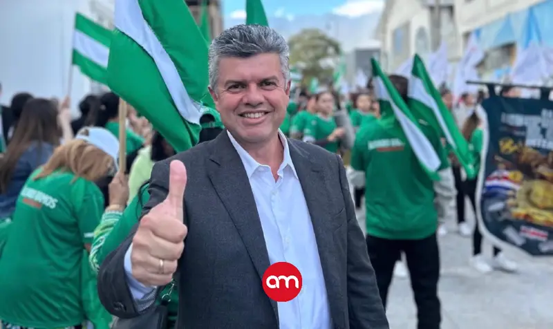 Álvaro Ramos se quedará en el país y este será su rol dentro del PLN