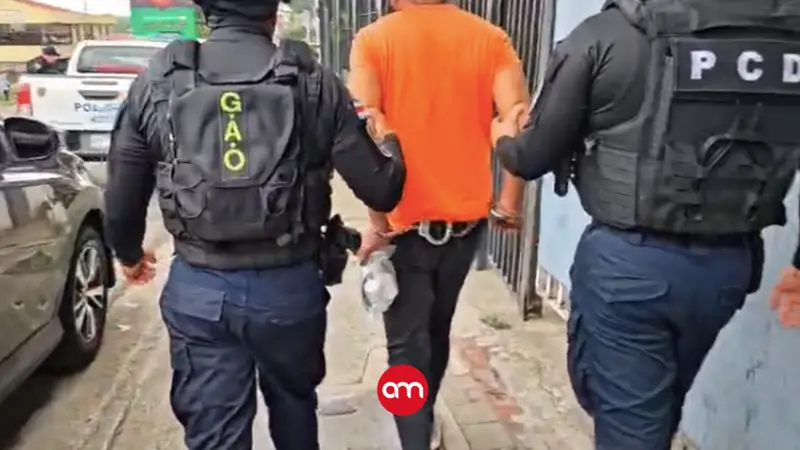 Una persona gritaba detrás de una ventana: lo que encontró la Policía al entrar fue una sorpresa