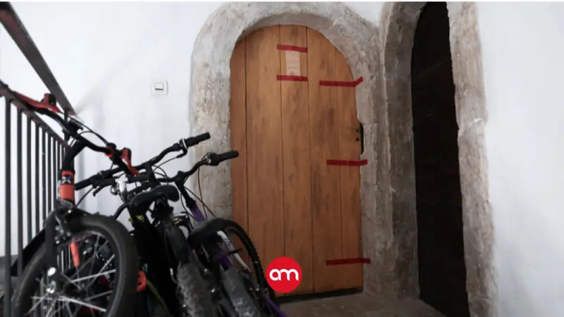 Hallazgo macabro en Francia: encuentran restos de cinco recién nacidos ocultos dentro de una casa
