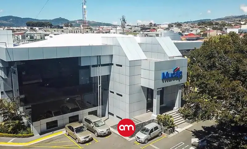 Mucap impulsa a jóvenes y fortalece su ingreso al mercado laboral con su programa Talento 360