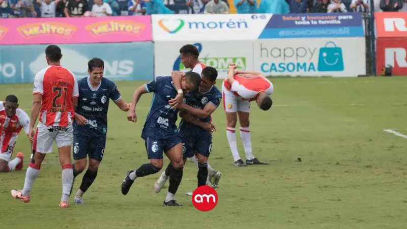 Cartaginés no afloja: gana, convence y se mete de lleno en la pelea