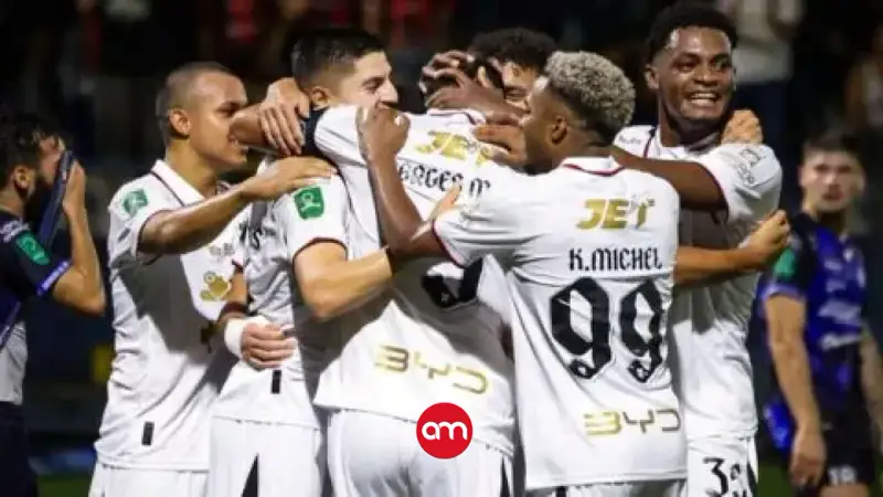 Alajuelense llega al Clásico con 11 puntos y números que reflejan un torneo de contrastes
