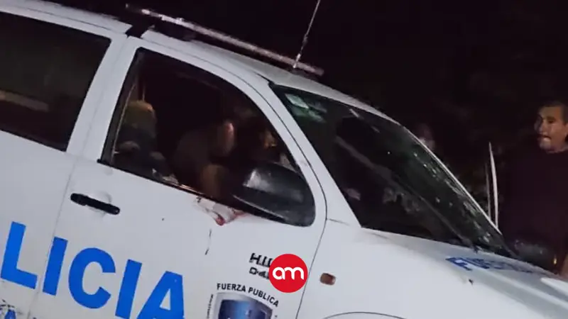 Capturan a tres jóvenes por balacera contra oficiales de policía que dejó dos heridos y un muerto