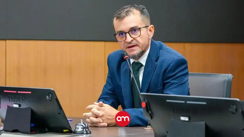 Diputado oficialista acusa al Ministerio Público de una “persecución descarada” contra Pilar Cisneros