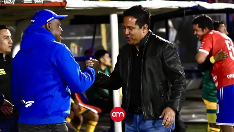 Dos técnicos, una misma historia con Xelajú
