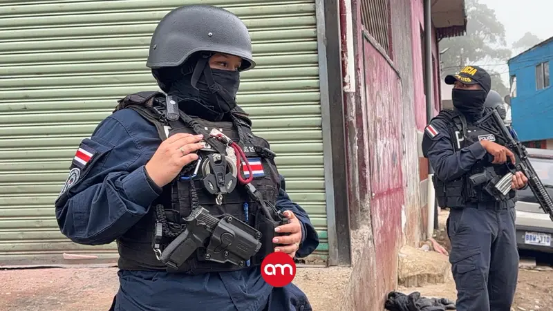 No todos los policías serán trasladados: Gerald Campos aclara alcance de orden de Laura Fernández