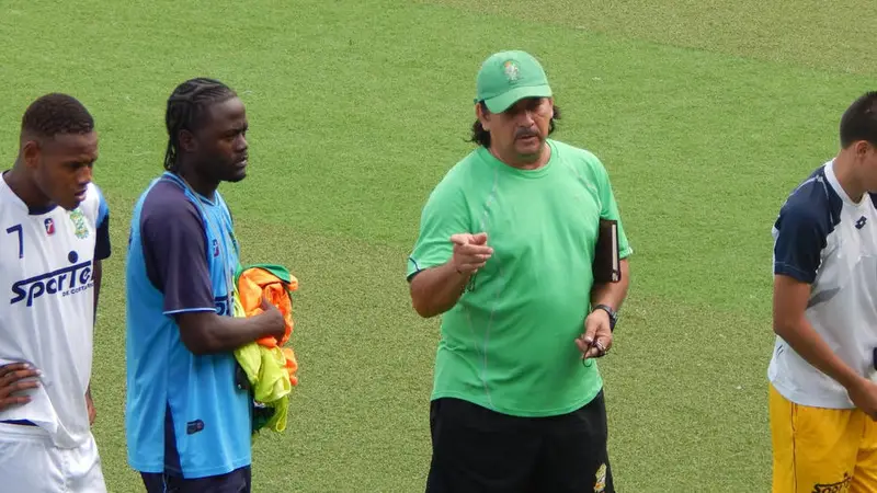 Paseos por Puerto Viejo y Cahuita, la excusa perfecta del técnico caribeño para encontrar nuevos jugadores