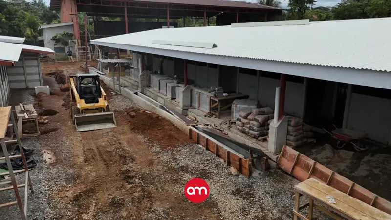 Reconstruyen cinco escuelas que fueron afectadas por huracán en 2022