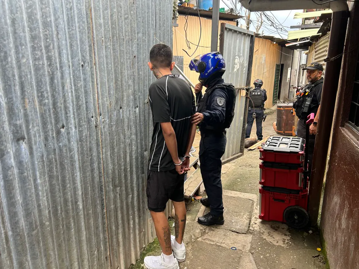 Policías antidrogas toman Cartago y propinan golpe a poderosa banda narco de la provincia
