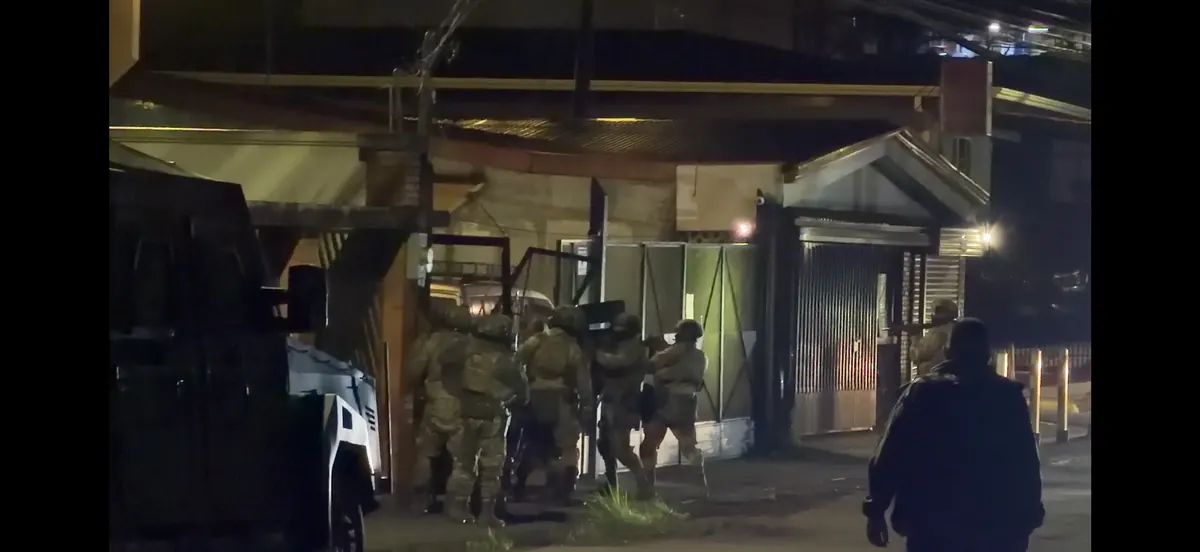 ¡Ocho horas de tortura por una deuda! Intentaron arrancarle los dientes a un menor: OIJ golpea a Los Maruja en Cartago