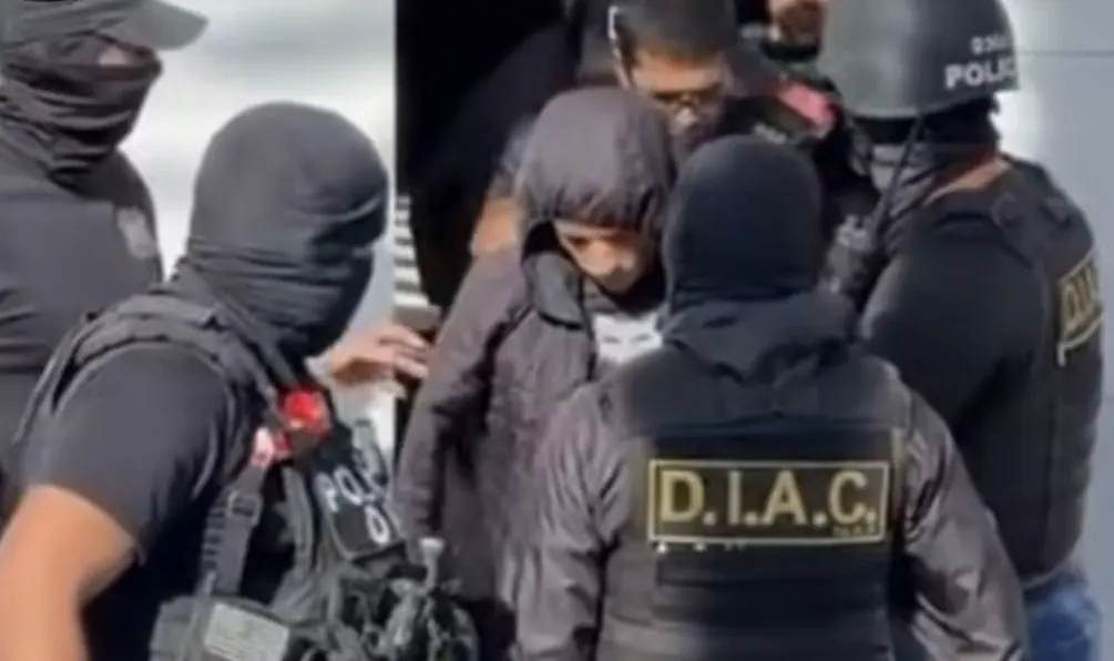 Libre y con medidas cautelares: Así dejó un juez a Carlos Barahona