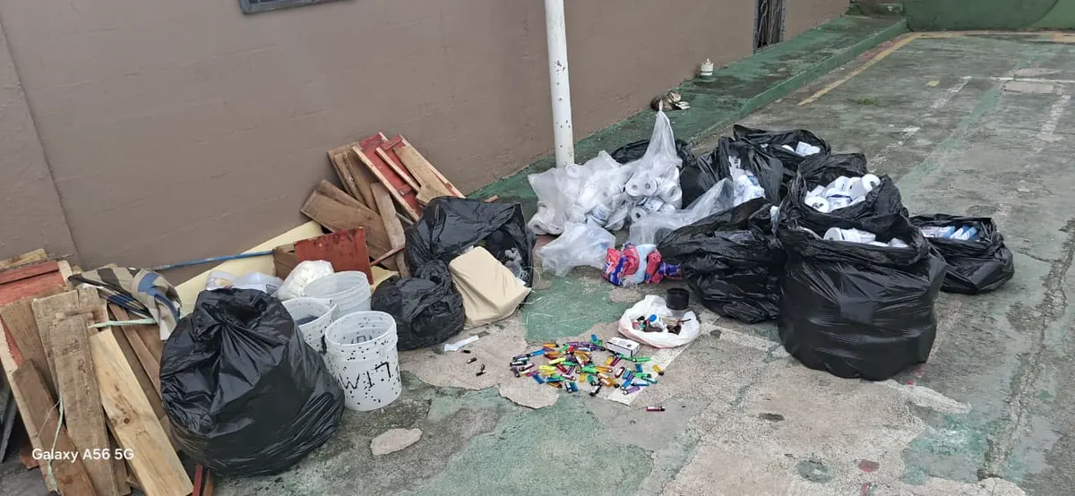 Operación Ragnarök toma cárceles del país: Sacan centenares de armas y miles de gramos de drogas