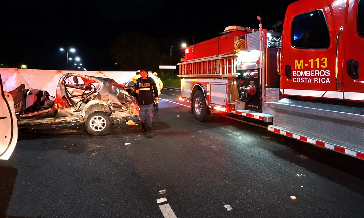 Tragedia en la ruta 27: aparatoso vuelco deja dos muertos y dos personas más luchando por su vida