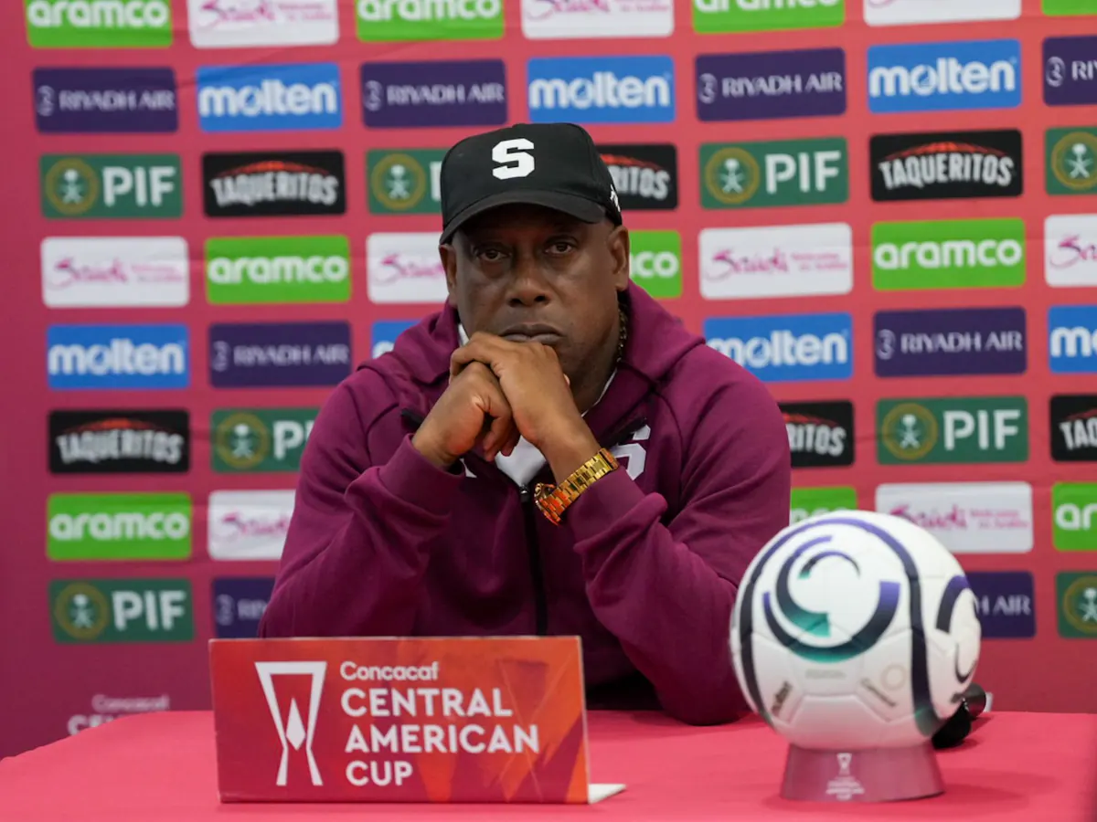 Medford defiende el empate ante Firpo: " Cómo voy a estar enojado ?"