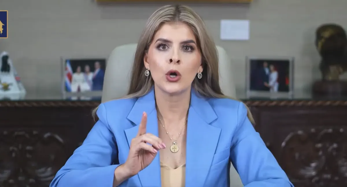Laura Fernández frena el Tratado Transpacífico y destituye a ministra de Comercio Exterior