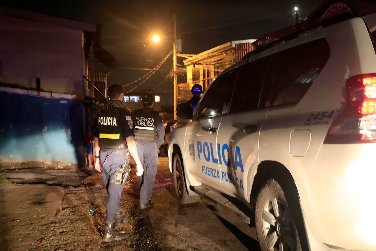 Halloween bajo vigilancia: Policía prepara operativos en cementerios, bares y centros comerciales